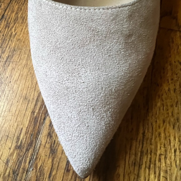 Stuart Weitzman Suede Pumps – Size 9.5M – Never Worn - Picture 7 of 10